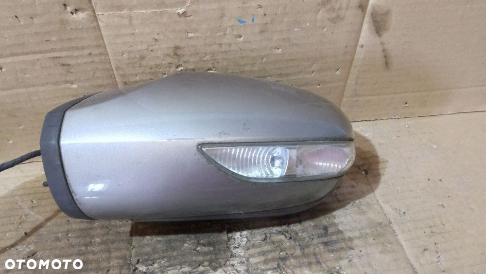 #LUSTERKO LEWE 7 PIN MERCEDES W169 761 - 2