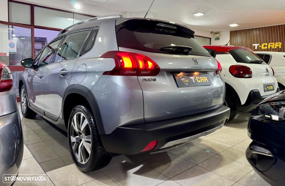 Peugeot 2008 PureTech 110 Stop&Start Allure - 22