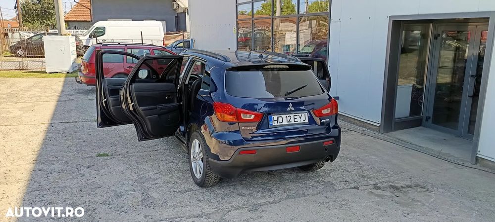 Mitsubishi ASX 1.8 DI-D 4WD Plus - 28