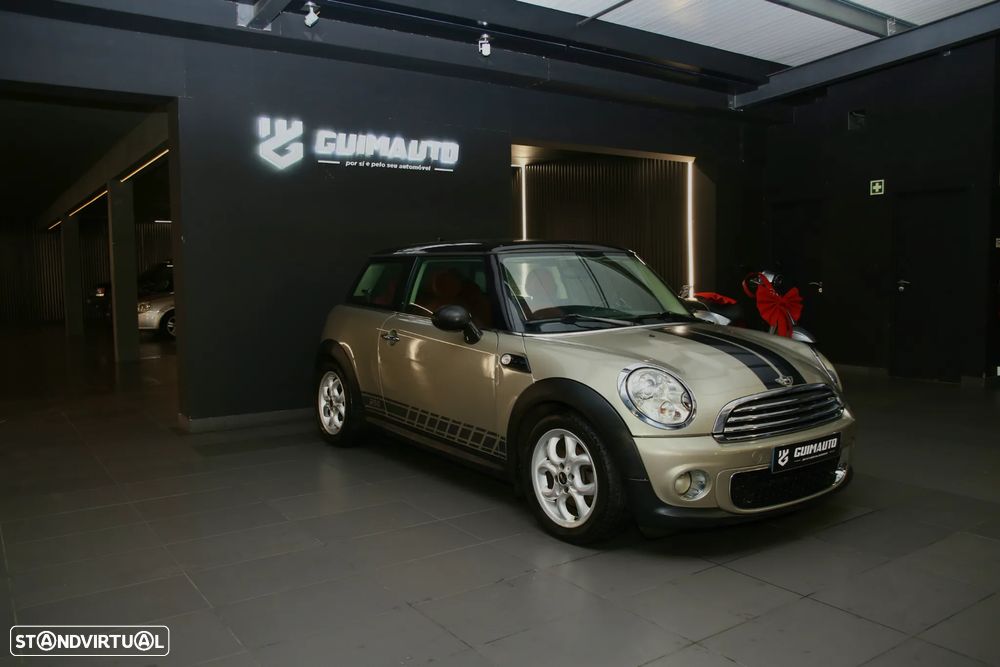 MINI 3 Portas Cooper D - 2