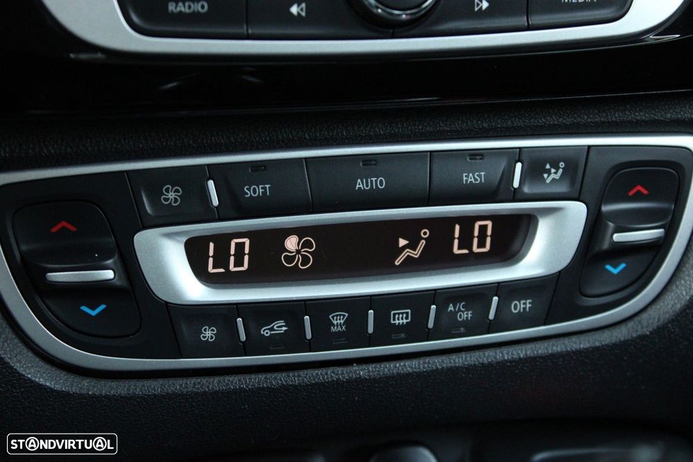 Renault Grand Scénic 1.5 dCi Bose Edition SS - 32
