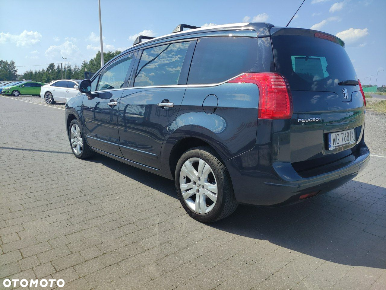 Peugeot 5008 - 11