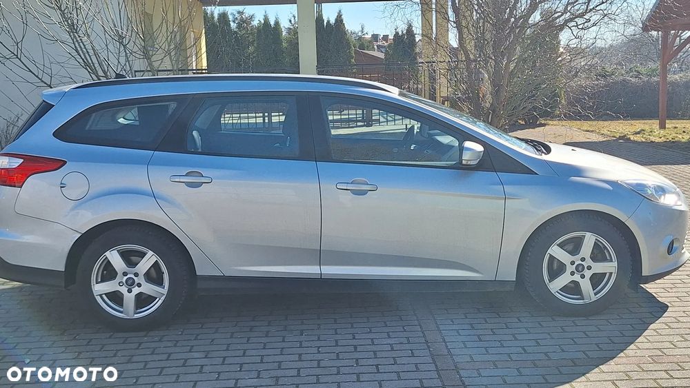 Ford Focus 1.6 TDCi DPF Titanium - 4
