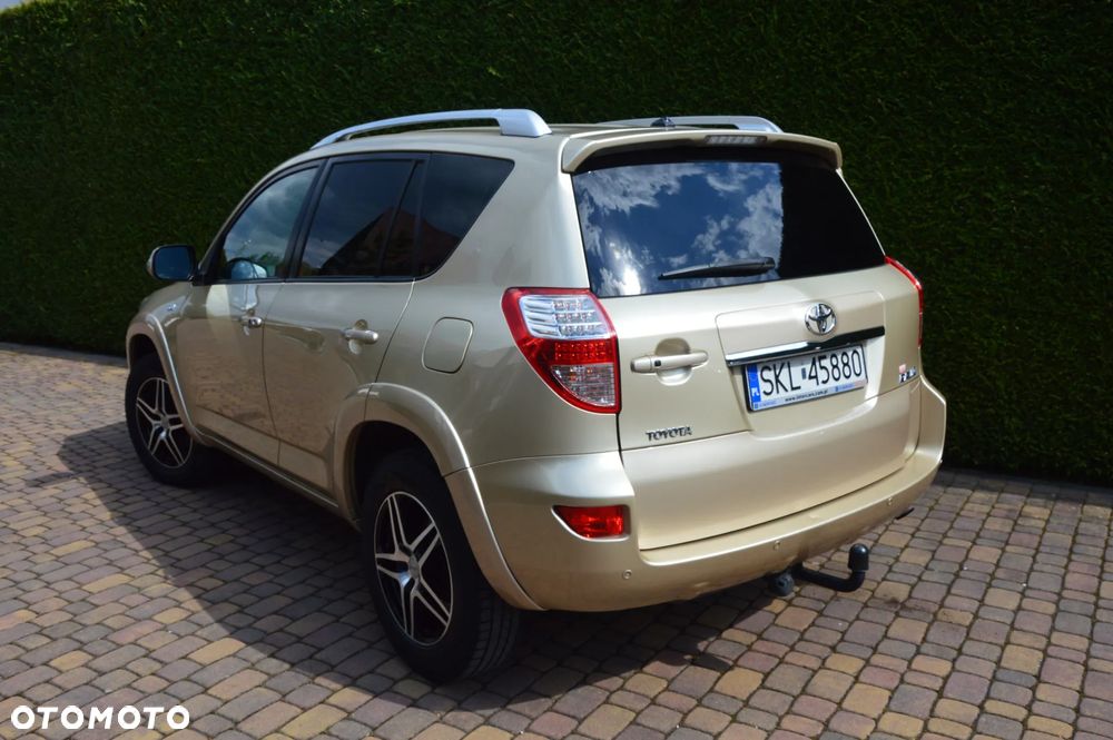 Toyota RAV4 2.2 D-CAT Sol 180 - 5