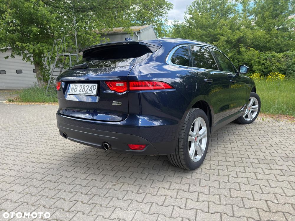 Jaguar F-Pace 3.0 V6 AWD R-Sport - 36