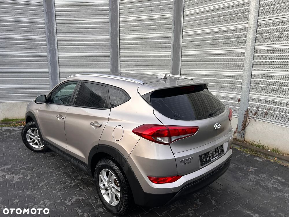 Hyundai Tucson 1.6 GDi Comfort 2WD - 10