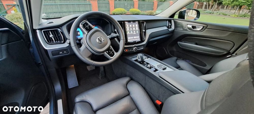 Volvo XC 60 T8 Plug-In Hybrid AWD Plus Black Edition - 10