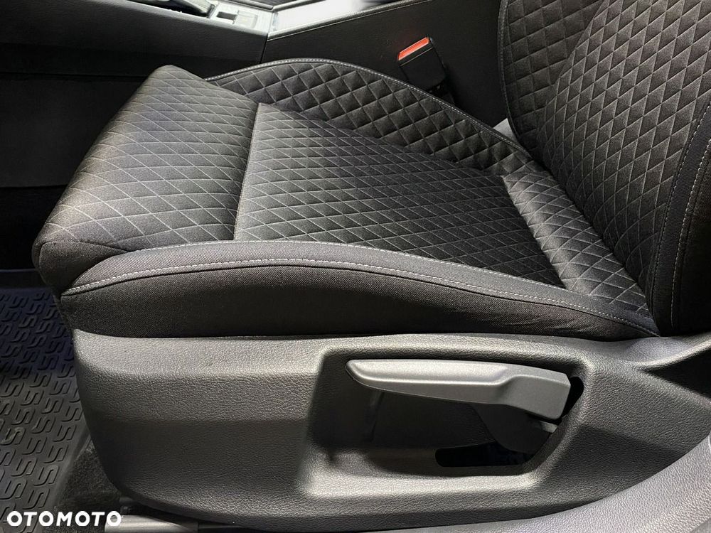 Skoda Superb 2.0 TDI SCR Ambition DSG - 14