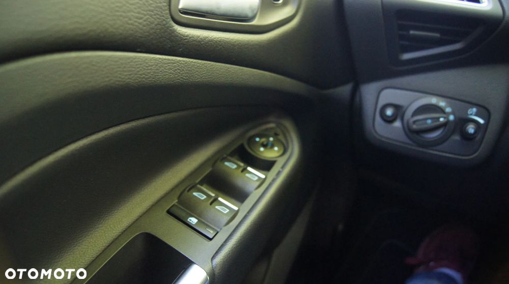 Ford Kuga 2.0 TDCi 4x4 Business Edition - 31