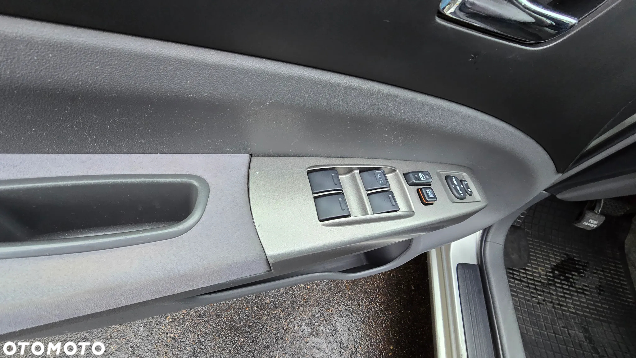 Toyota Prius 1.5 VVT-i Prestige - 7