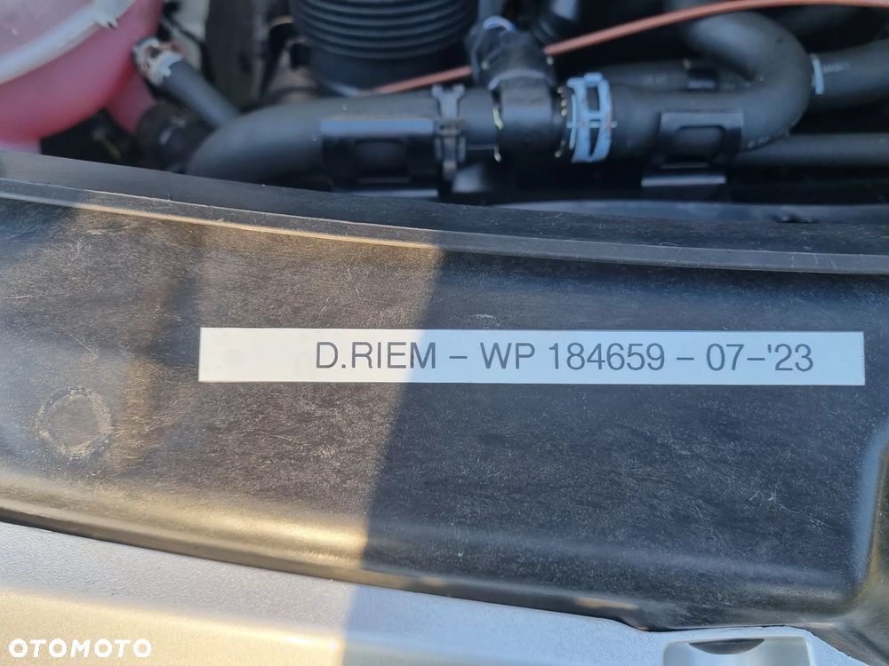 Volkswagen Crafter - 28