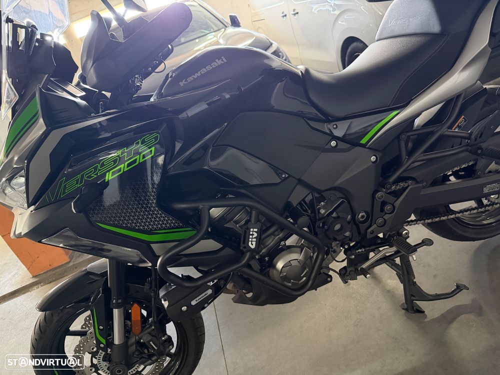 Kawasaki 1000 Versys - 13