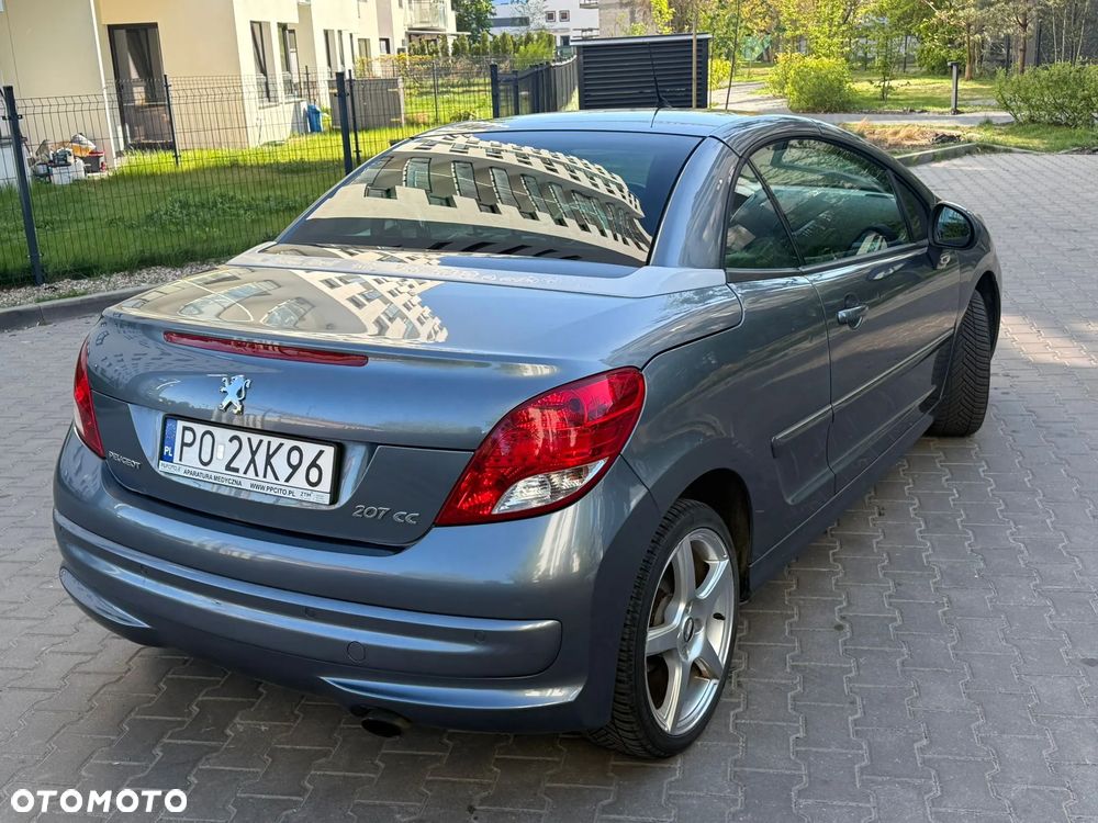 Peugeot 207 CC - 12