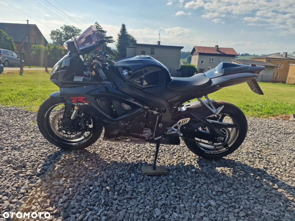 Suzuki GSX-R - 2