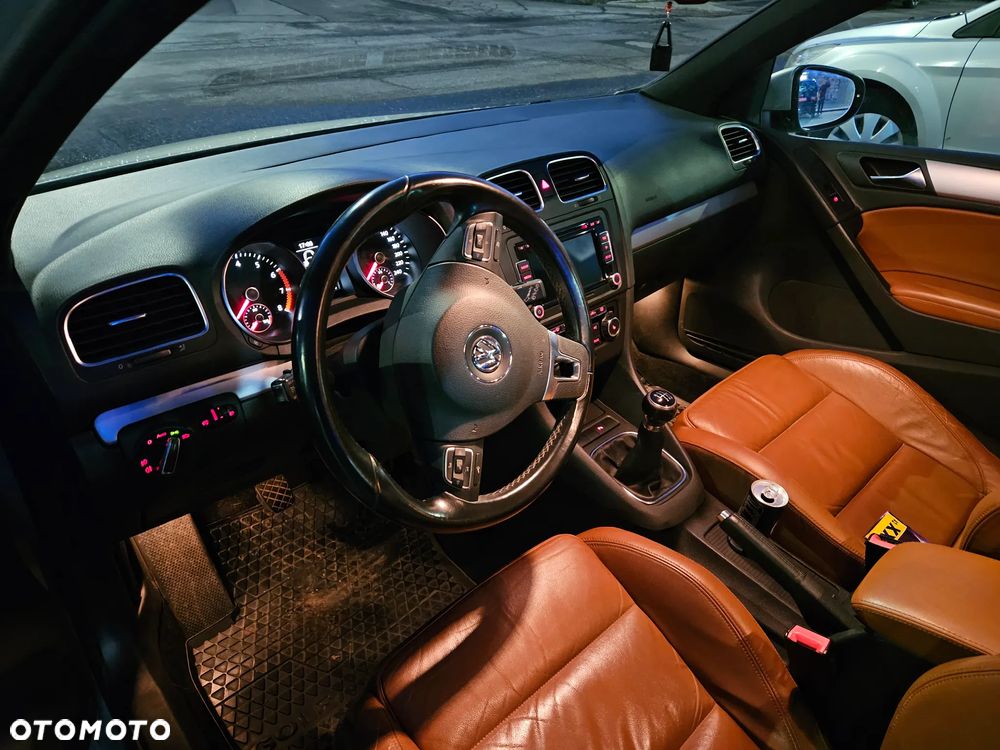 Volkswagen Golf - 13