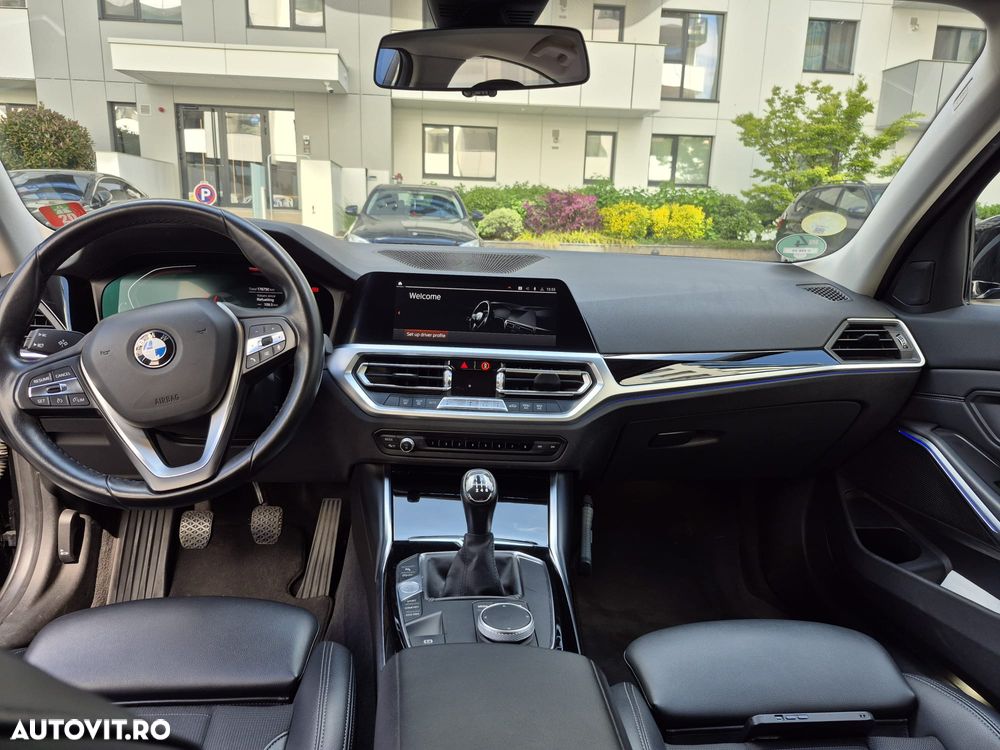 BMW Seria 3 318d Edition M Sport Shadow - 24
