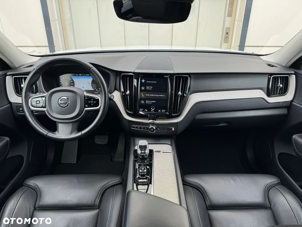 Volvo XC 60 B4 D AWD Inscription - 12
