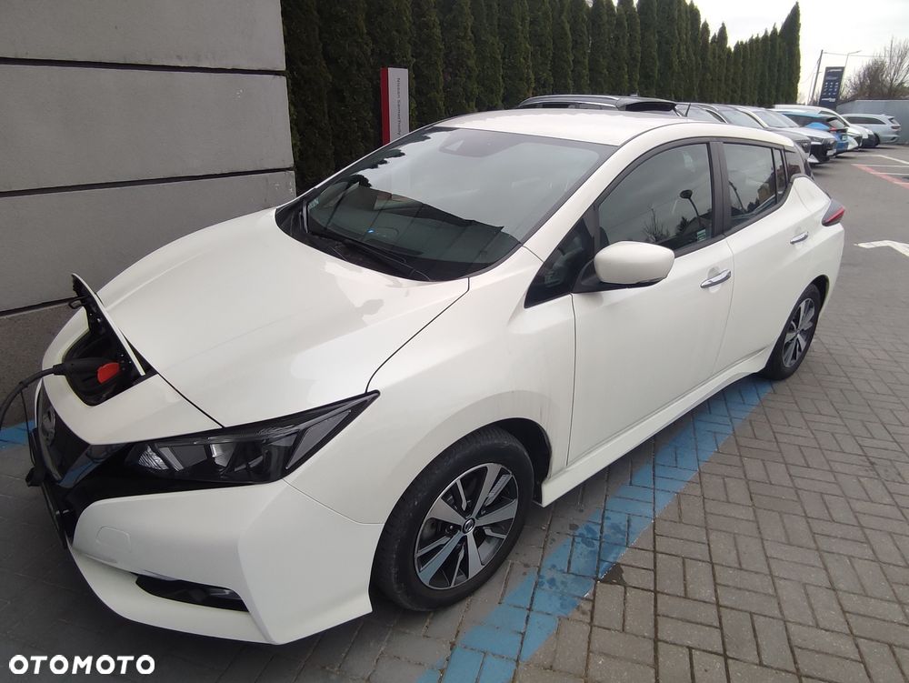 Nissan Leaf 40kWh Acenta (6.6 kW) - 16