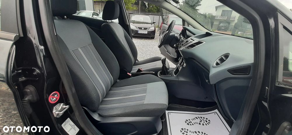 Ford Fiesta - 30