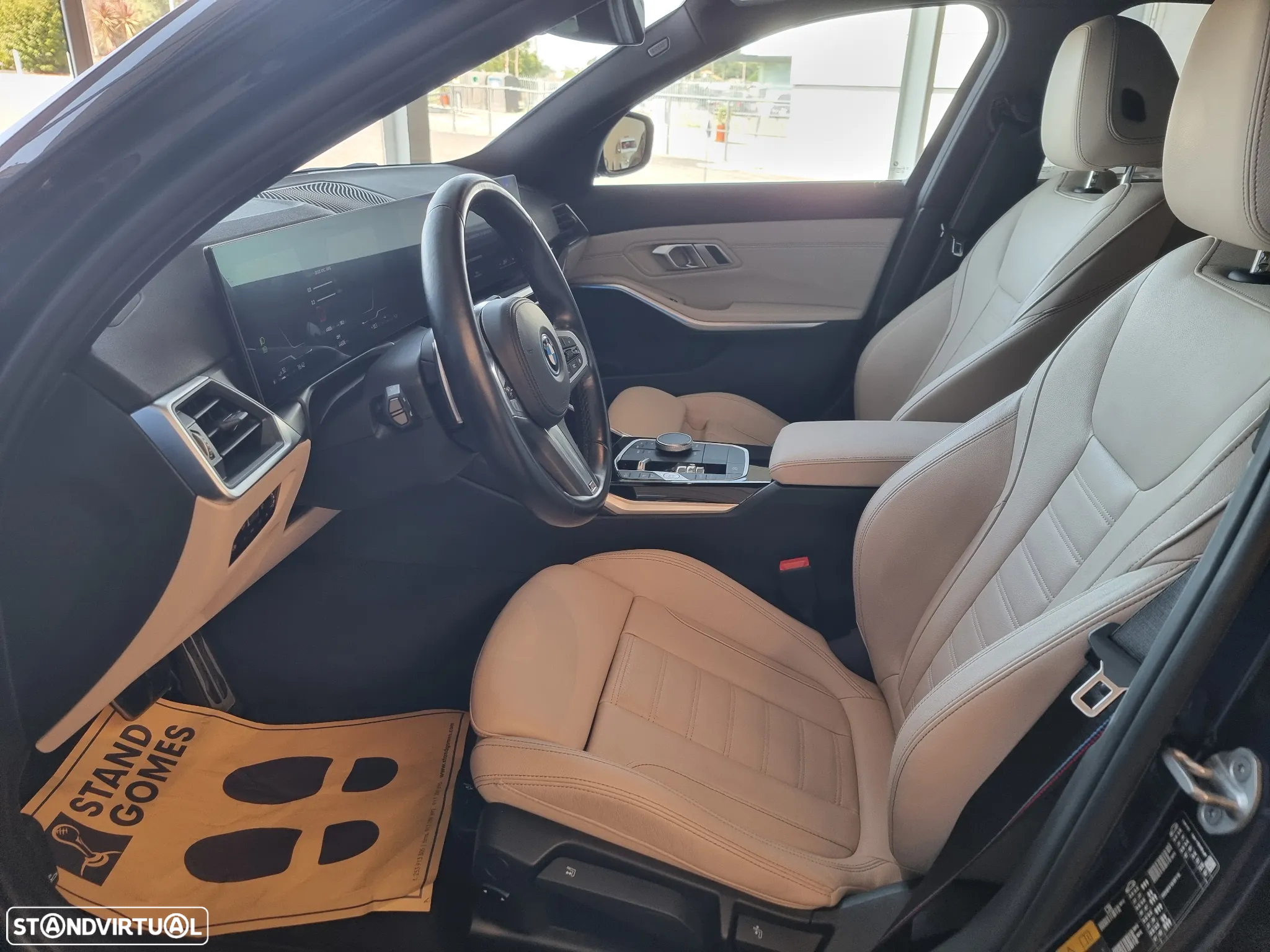 BMW 330 e Pack Desportivo M Auto - 11
