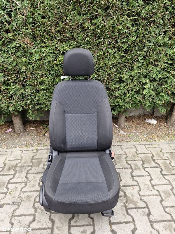 OPEL INSIGNIA A LIFT FOTEL PRAWY PRZÓD PRZEDNI PASAŻERA - 1