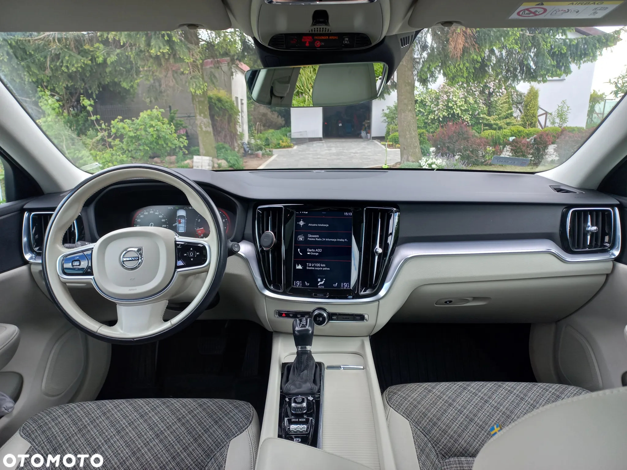 Volvo V60 T4 Momentum Pro - 10