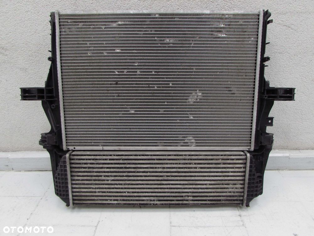 IVECO DAILY IV LIFT 11-19 2.3 3.0 CHLODNICE OBUDOWA WODY INTERCOOLER 5801264636 5801526777 - 1