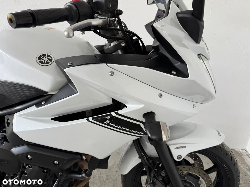 Yamaha XJ - 17