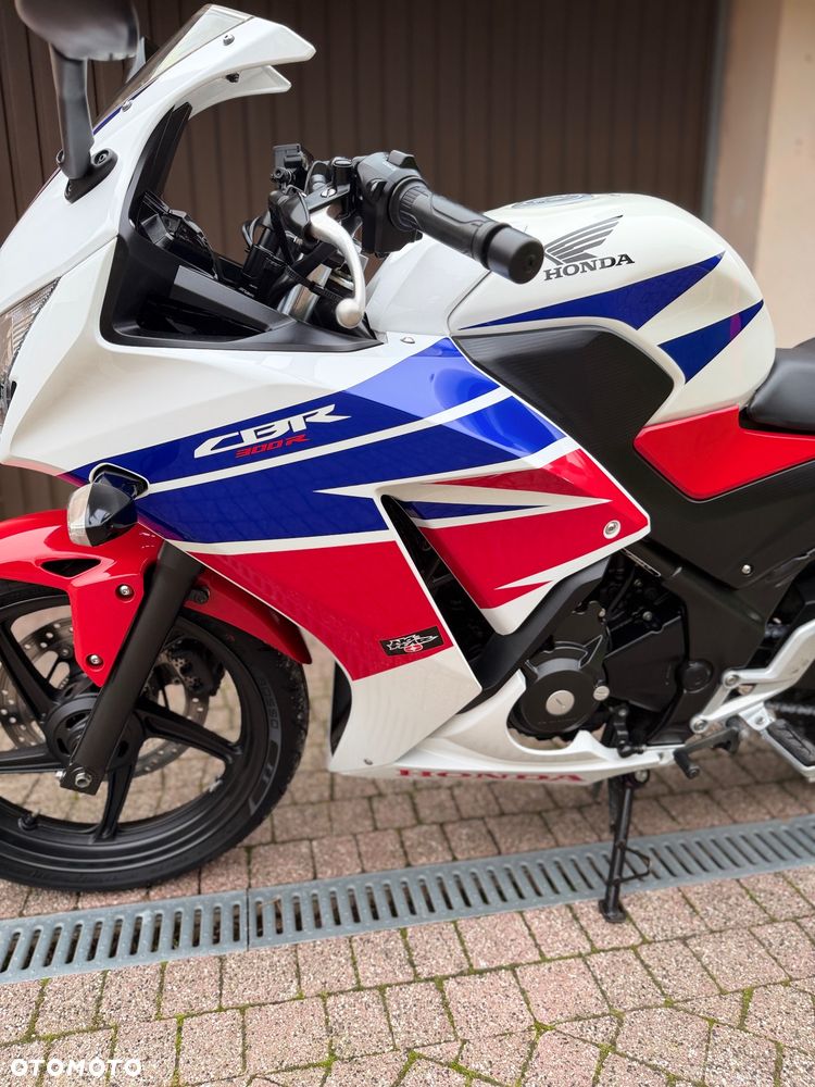 Honda CBR - 19