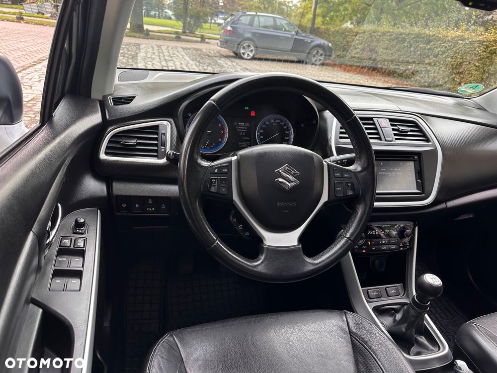 Suzuki SX4 S-Cross 1.6 VVT 4x4 Comfort+ - 8