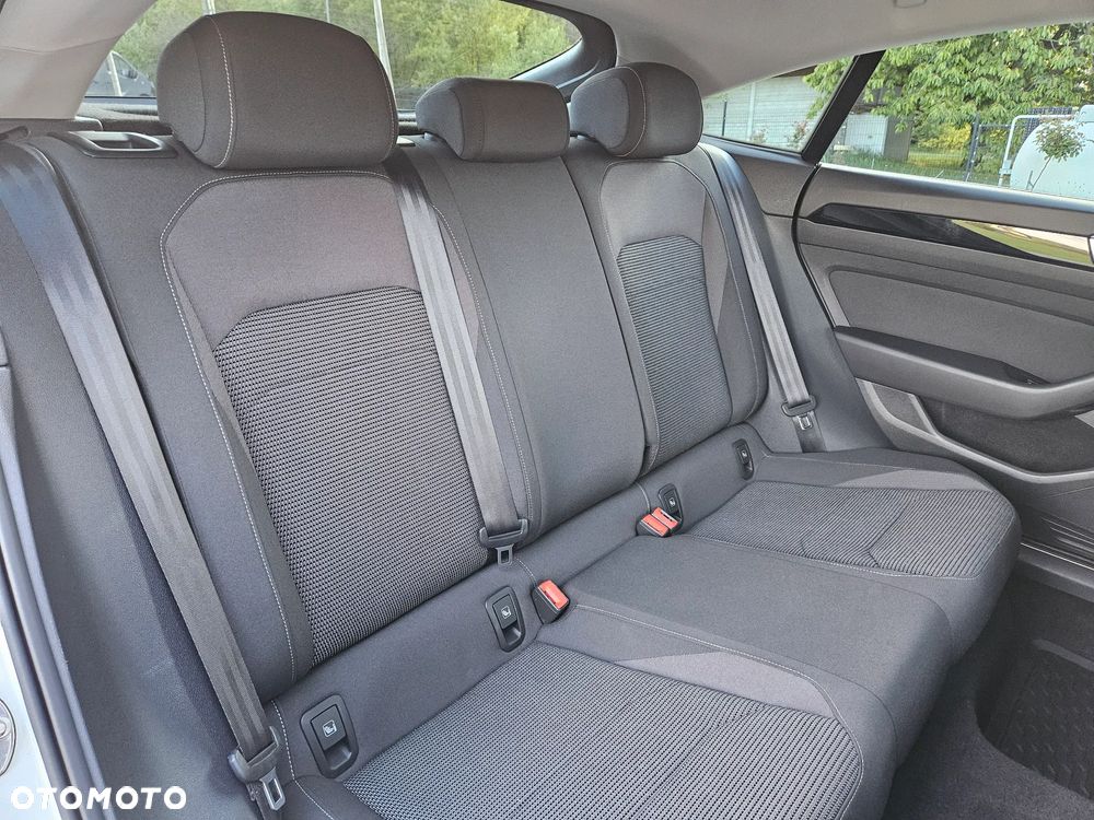 Volkswagen Arteon 2.0 TSI Essence DSG - 18