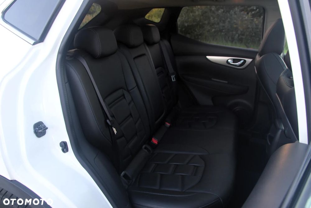 Nissan Qashqai 1.3 DIG-T Tekna - 18