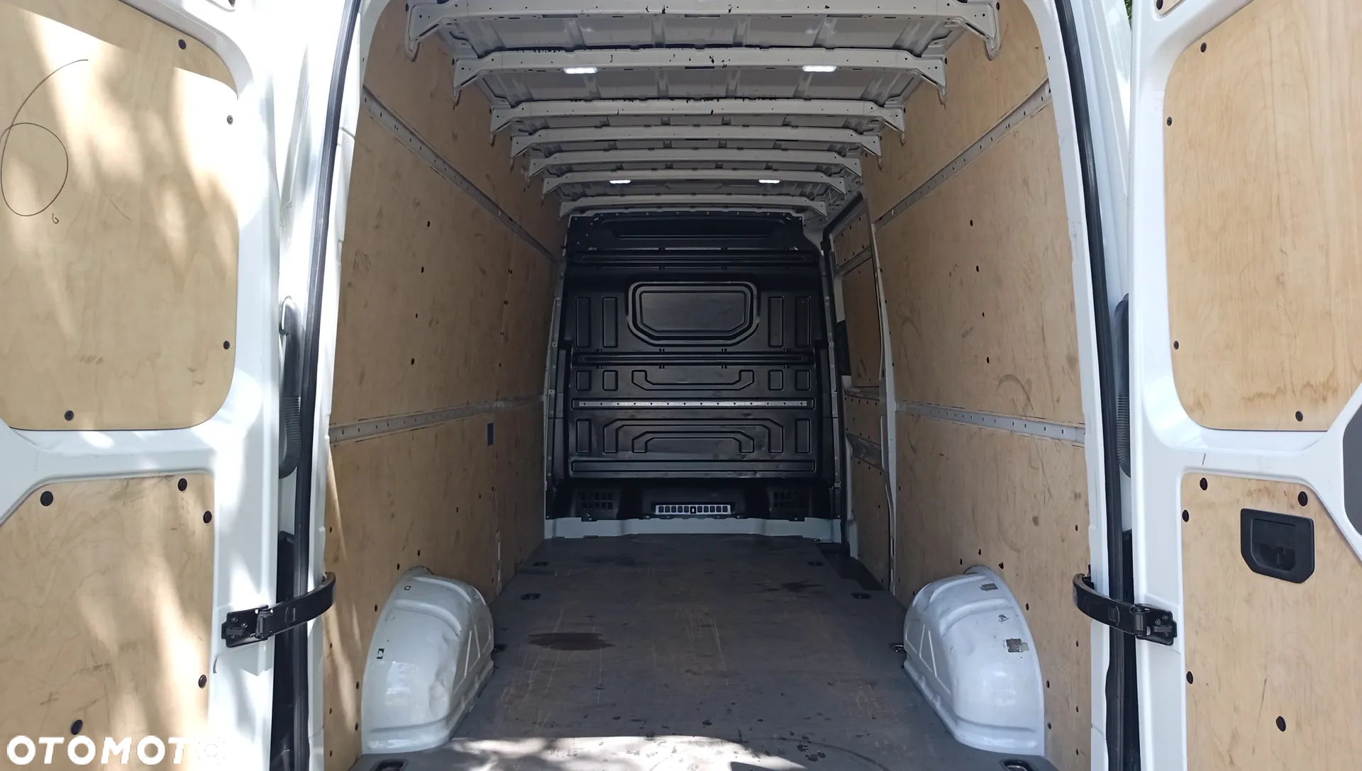 Volkswagen Crafter - 6