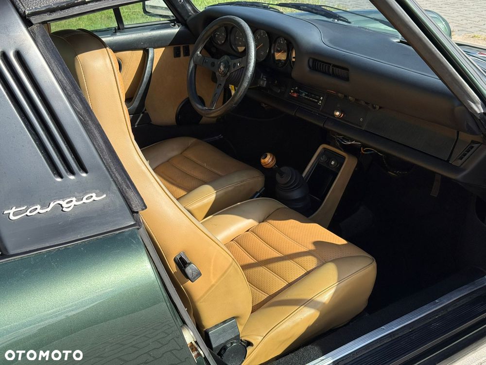 Porsche 911 - 18