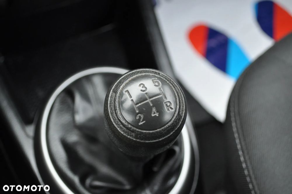 Hyundai i20 1.2 Fifa World Cup Edition - 30