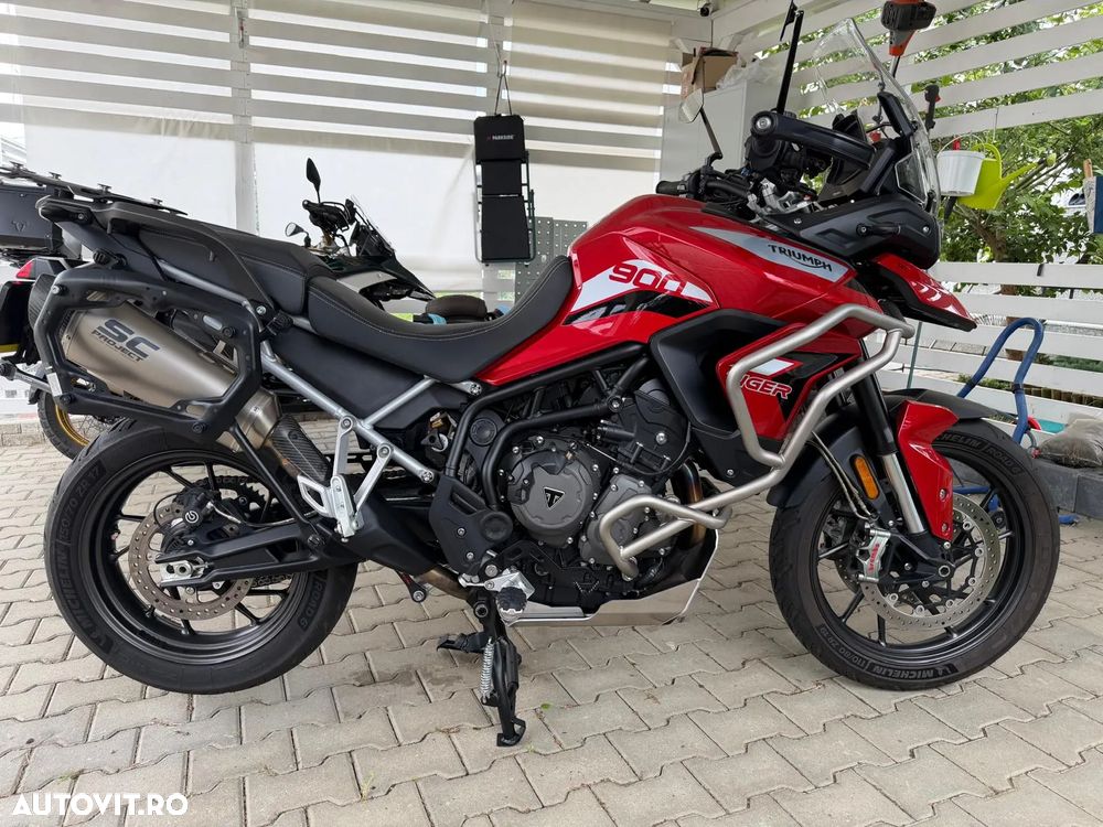 Triumph Tiger 900 - 6
