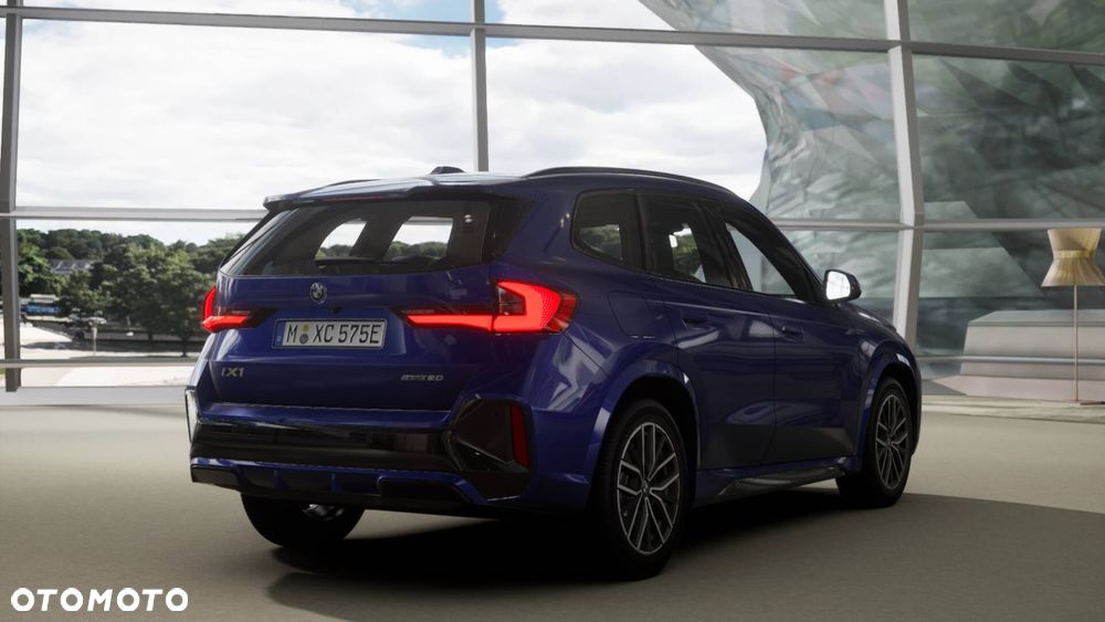 BMW iX1 eDrive20 66.5kWh M Sport Edition - 5