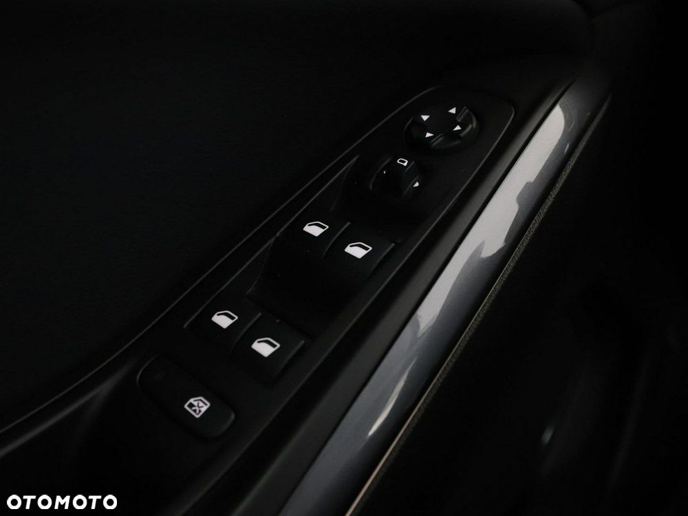 Opel Grandland X 1.2 T GPF Design Line S&S - 36