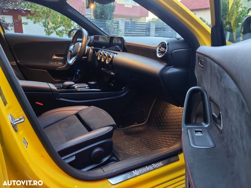 Mercedes-Benz A - 17