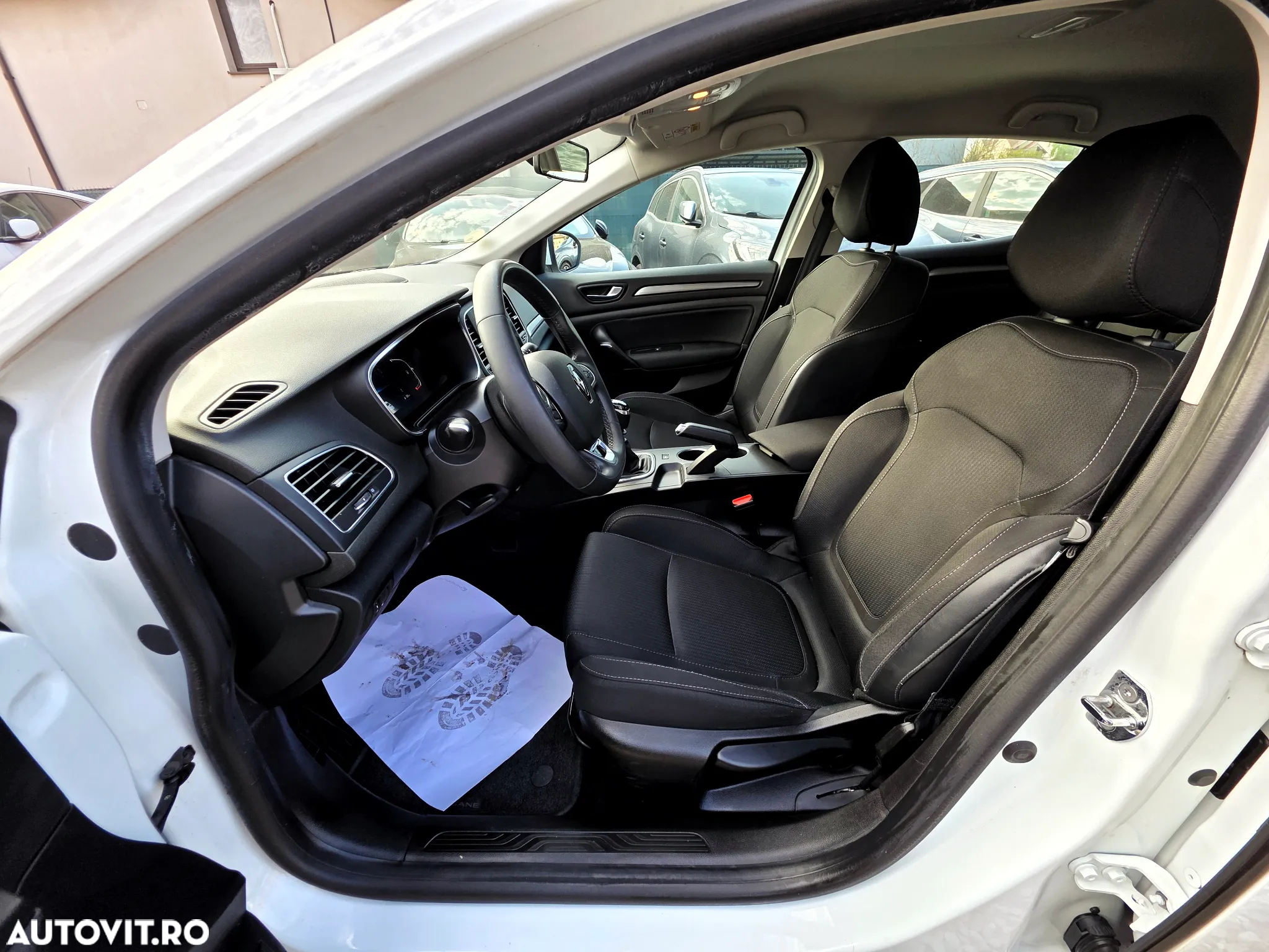 Renault Megane BLUE dCi 115 INTENS - 20