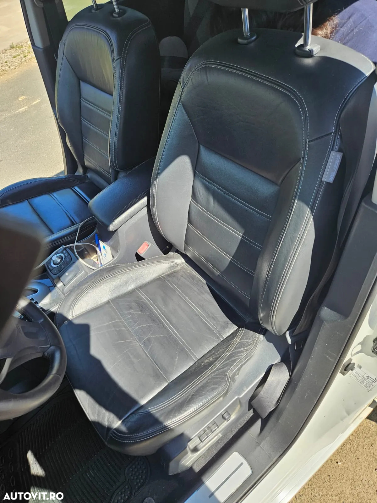 Renault Koleos 2.0 dCI 4X4 Dinamique Aut - 8