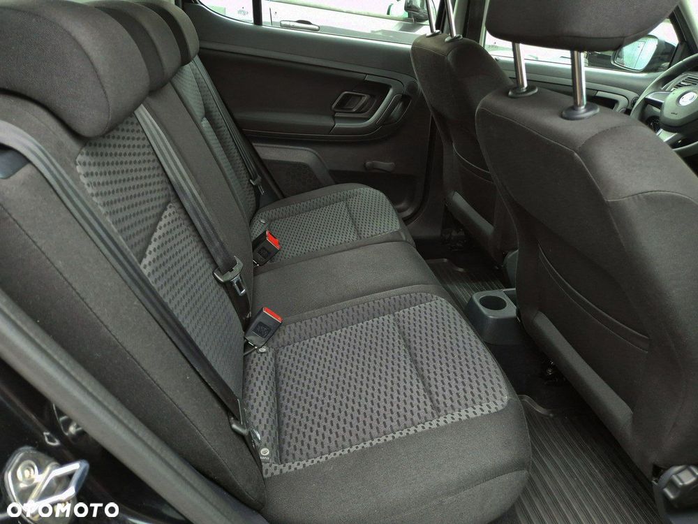 Skoda Fabia - 22