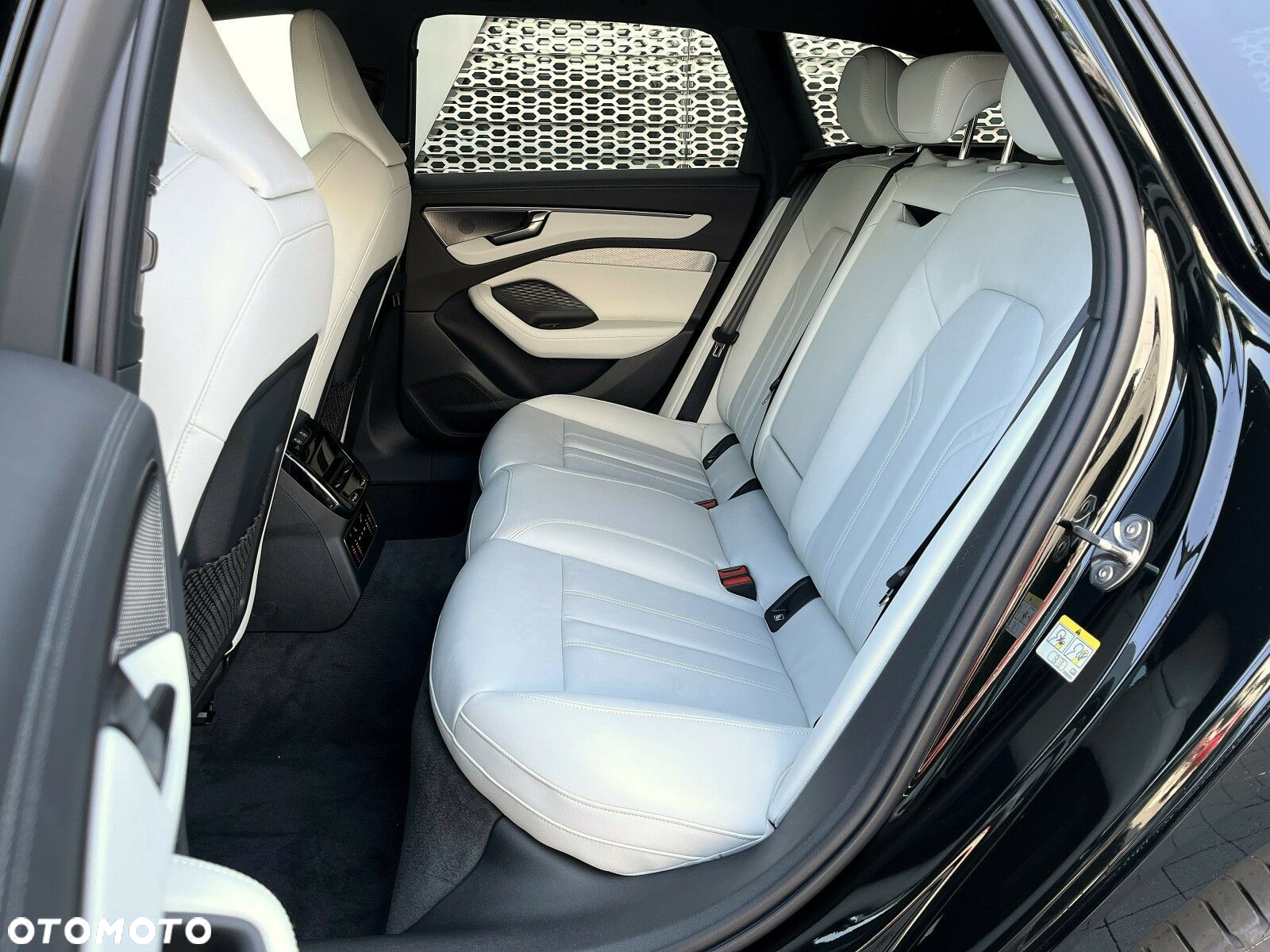 Audi A6 - 25