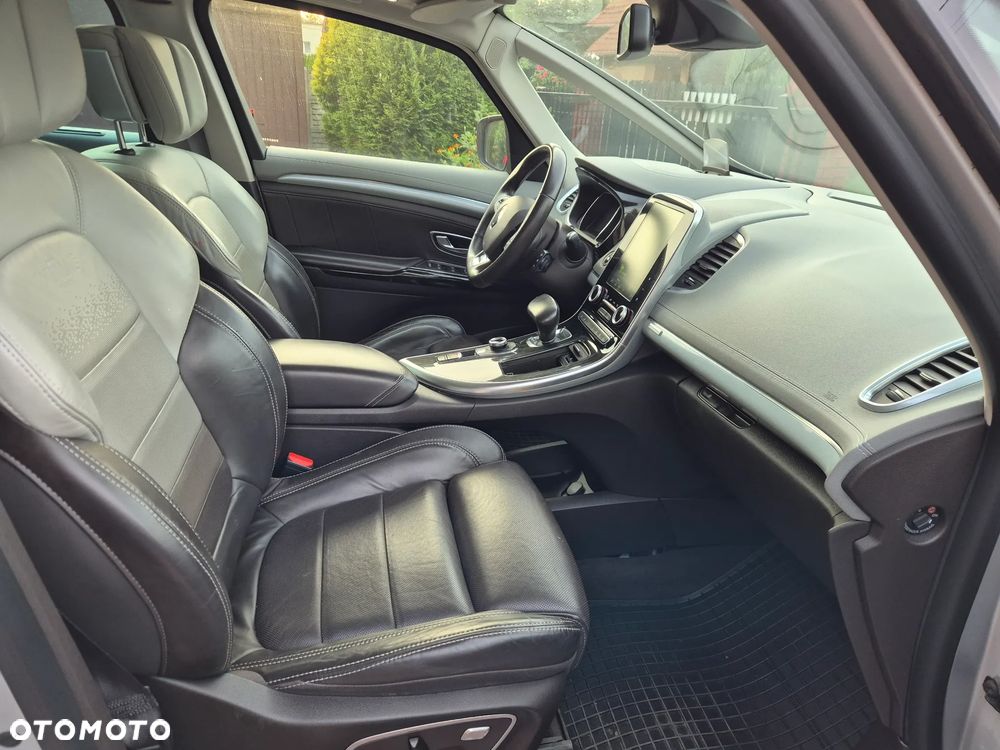 Renault Espace 1.6 dCi Energy Initiale Paris EDC 7os - 20