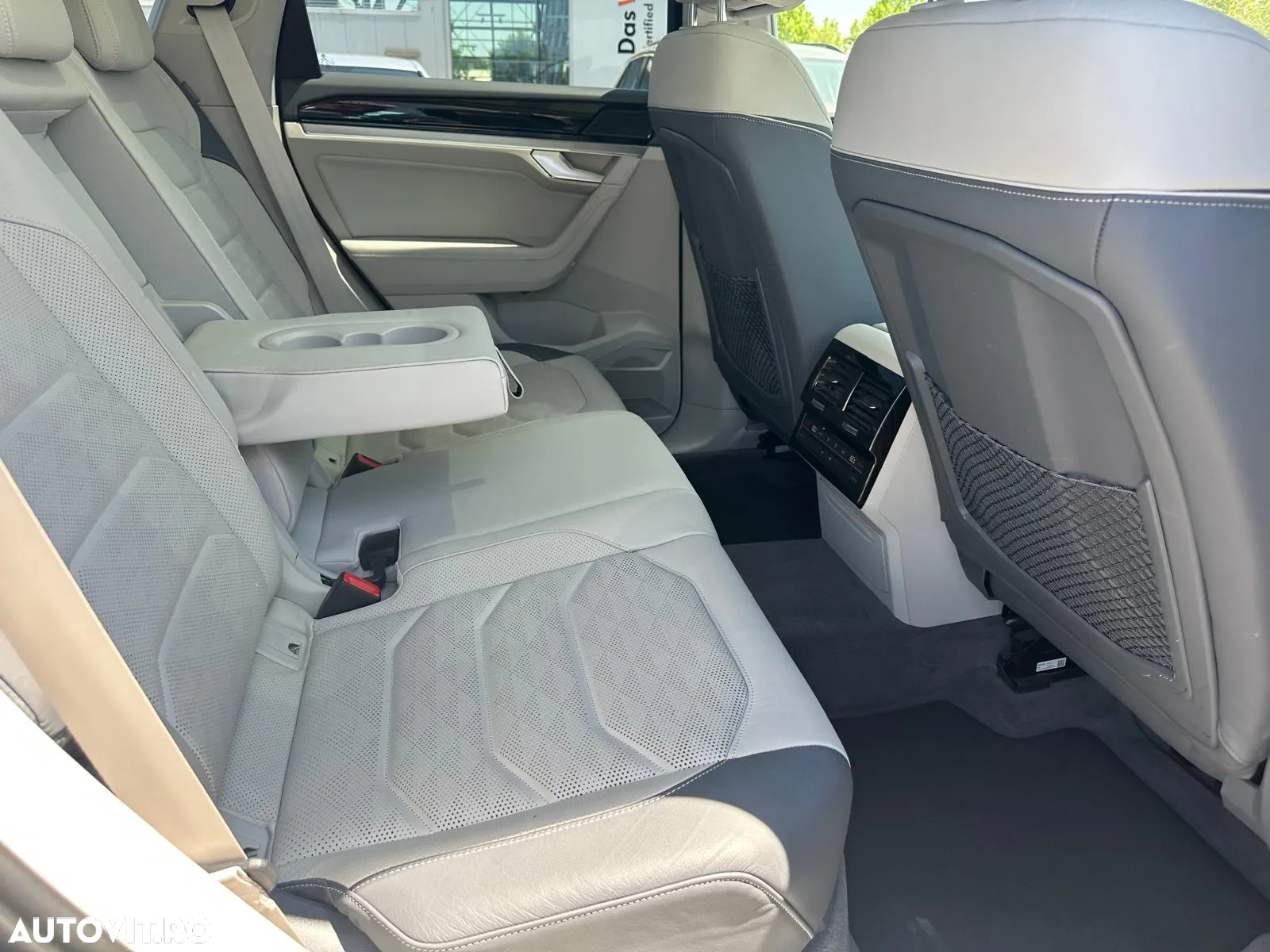 Volkswagen Touareg V6 TSI eHybrid PHEV Elegance - 12