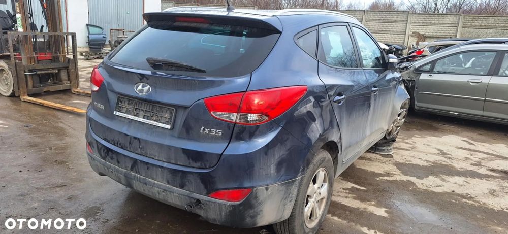 Hyundai IX35 mechanizm silnik wycieraczek przód - 6