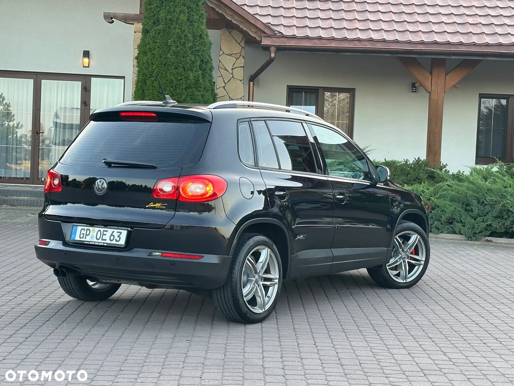 Volkswagen Tiguan 2.0 TDI DPF 4Motion DSG Sport & Style - 4