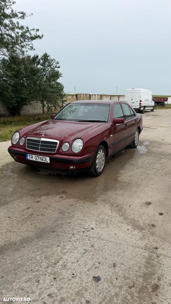 Mercedes-Benz E - 2