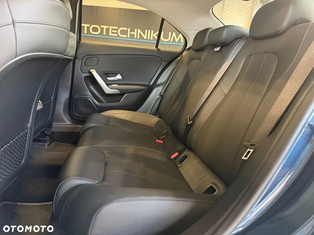 Mercedes-Benz Klasa A 200 7G-DCT Advanced AMG Line - 16