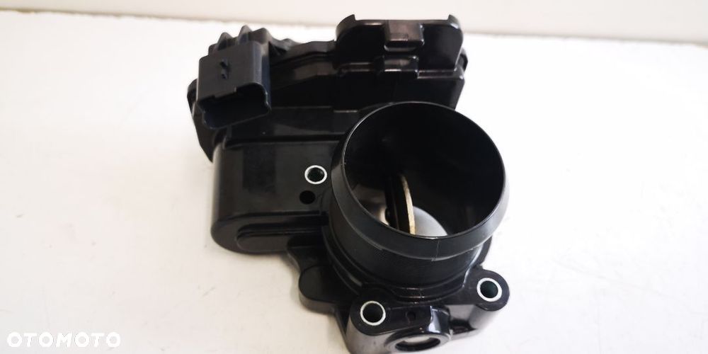 Przepustnica powietrza FORD FOCUS A2C85766300 - 2